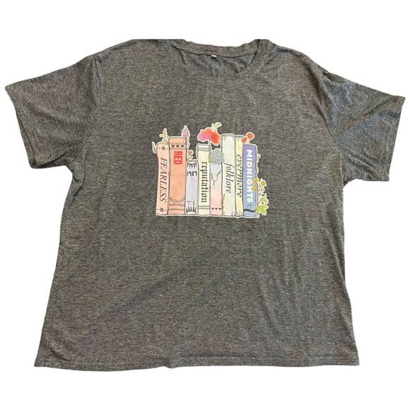 Swiftie T-Shirt - Books / Album Titles - Size 2XL - Picture 1 of 5